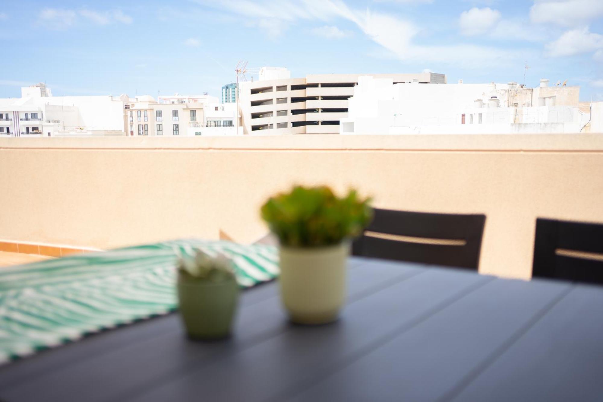 Apartamento Y Terraza Trinidad Arrecife  Luaran gambar